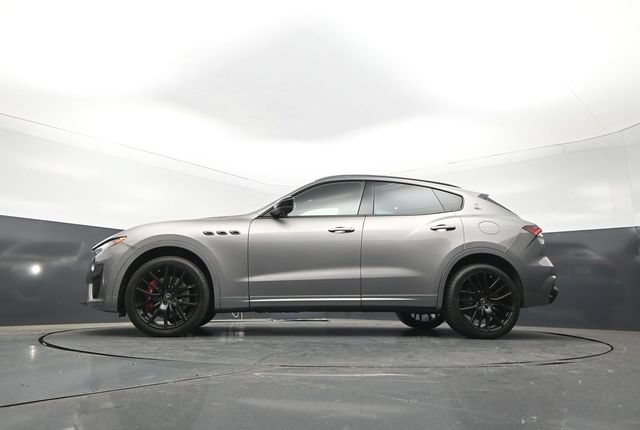 Used 2021 Maserati Levante S AWD/4WD image 25