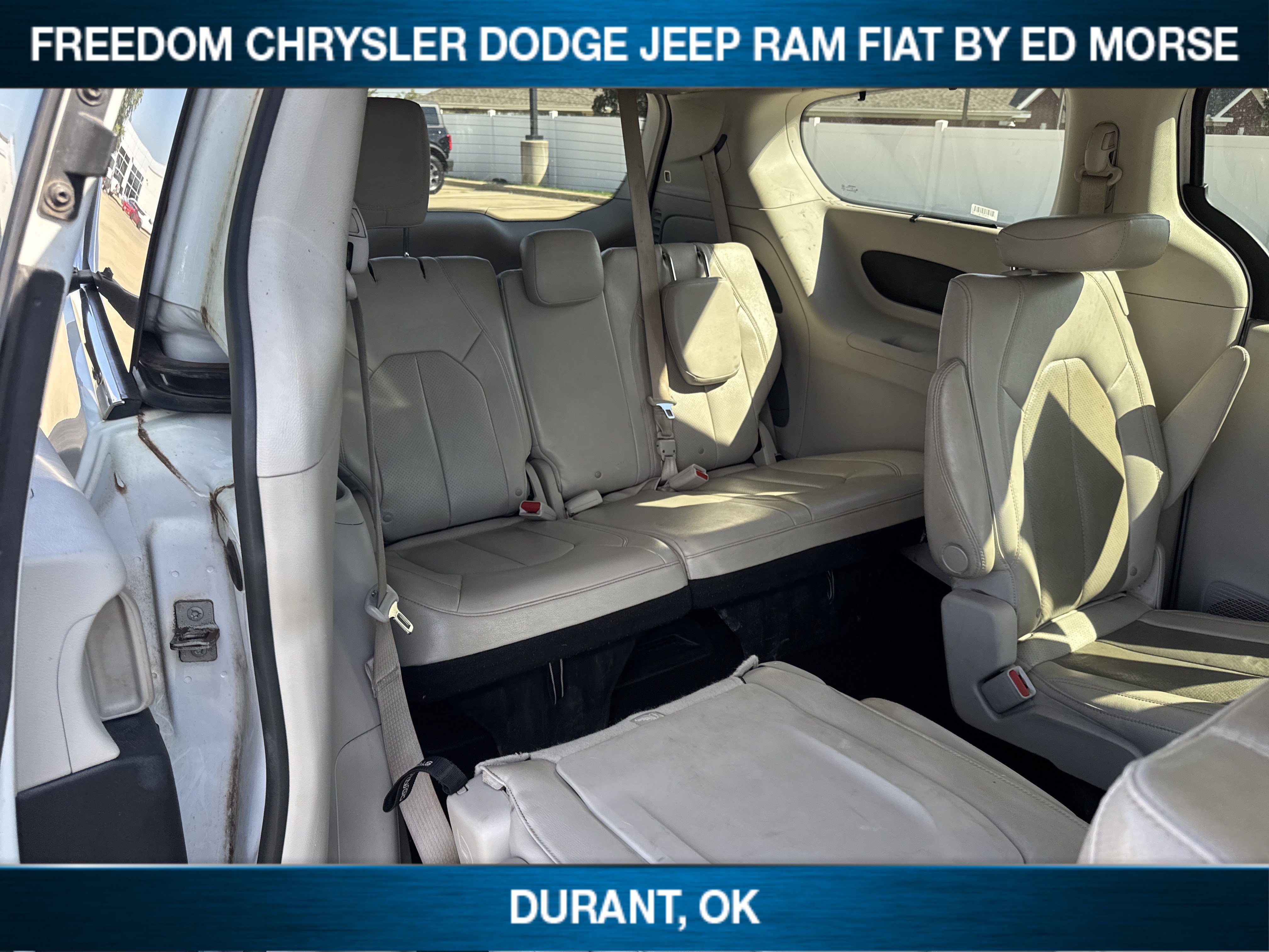 Certified 2021 Chrysler Pacifica Touring-L FWD image 10