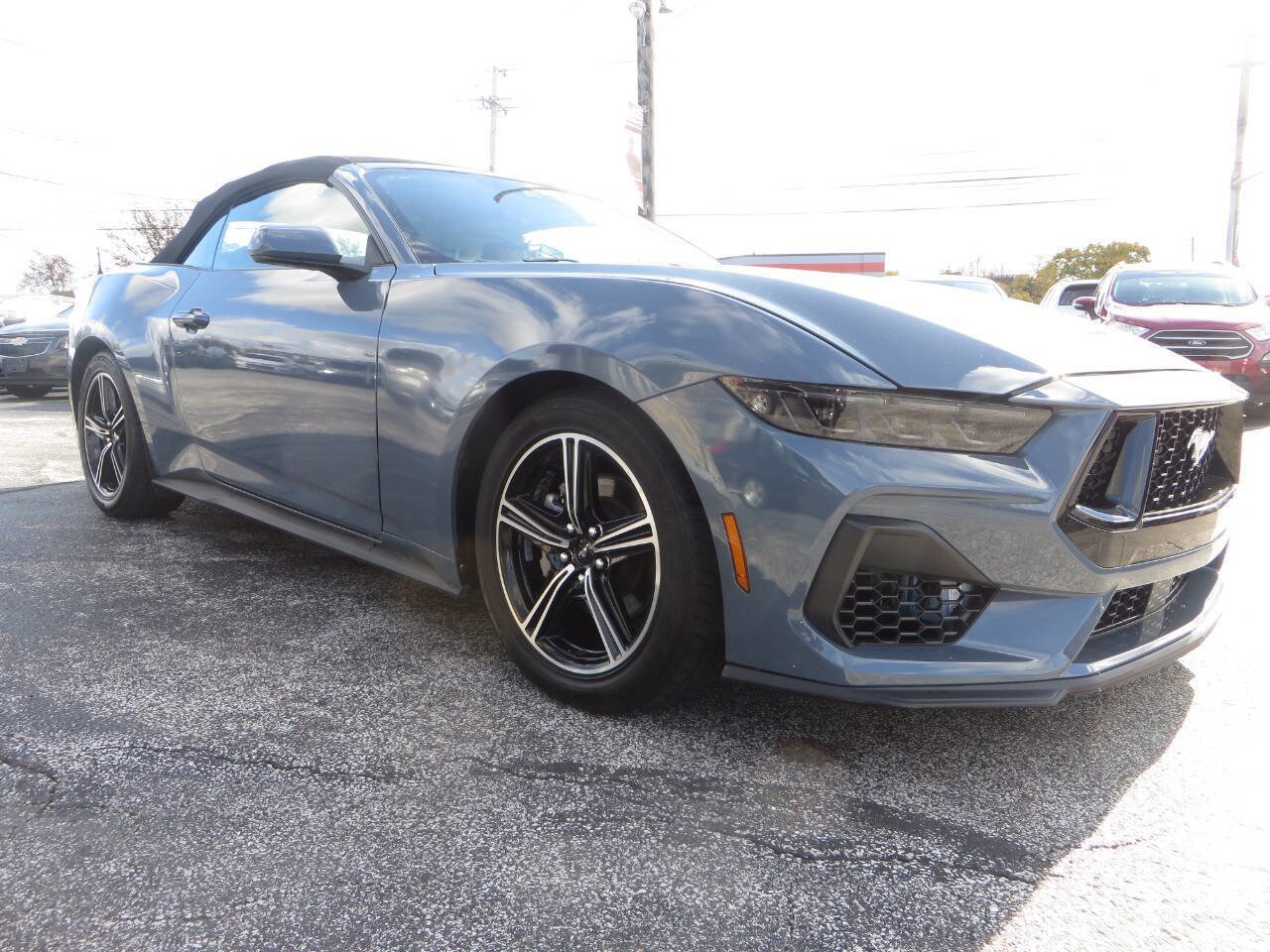 Used 2024 Ford Mustang Premium image 1