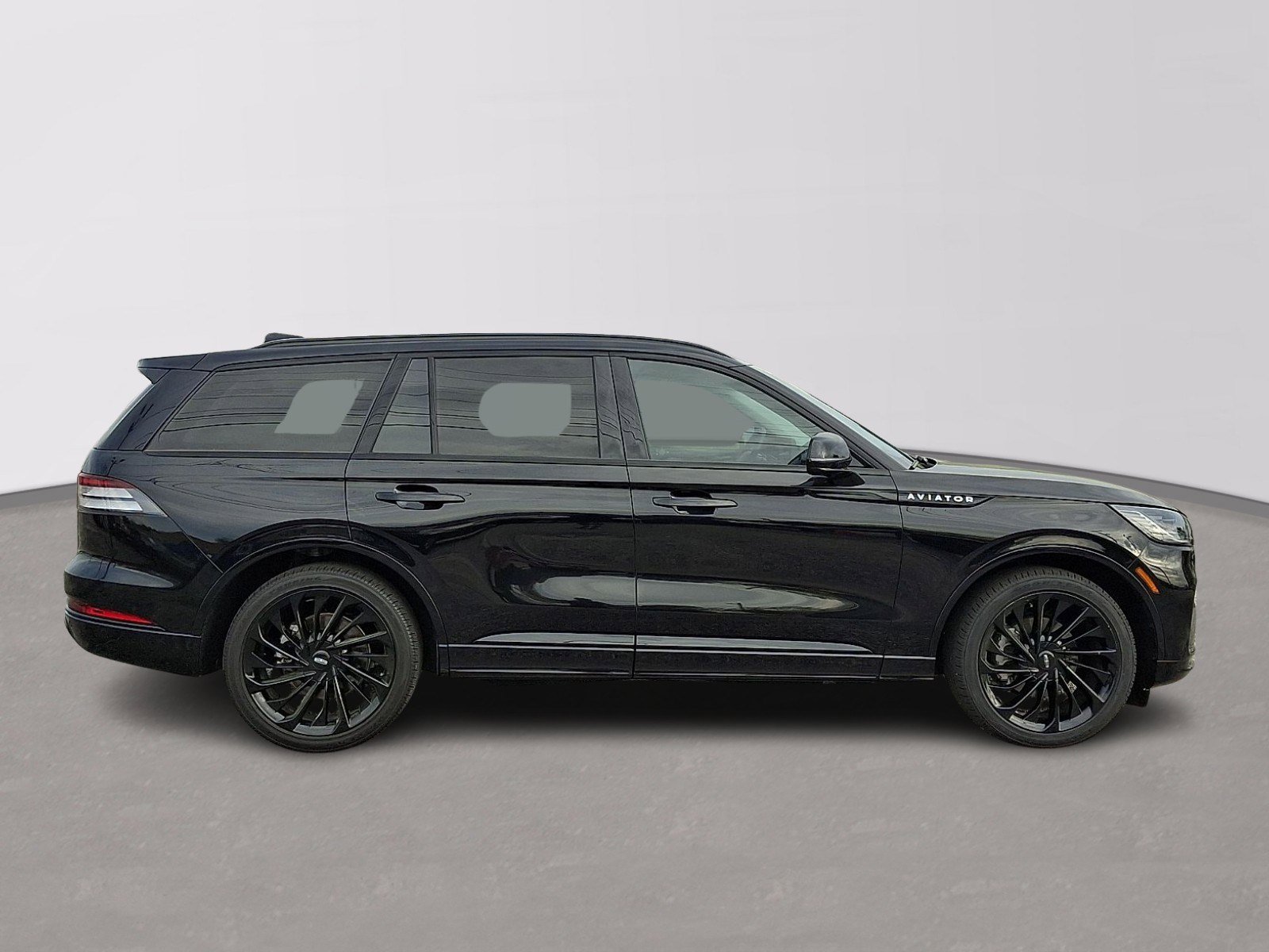 Certified 2025 Lincoln Aviator Reserve w/ Equipment Group 201A image 7