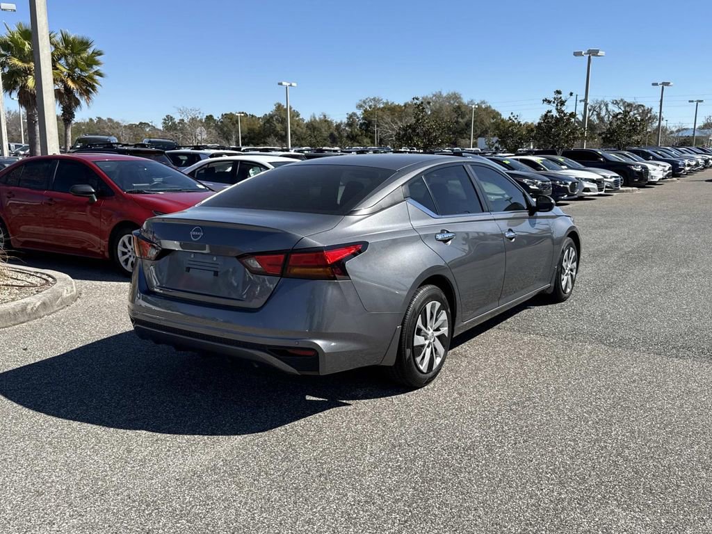 Certified 2023 Nissan Altima 2.5 S image 4