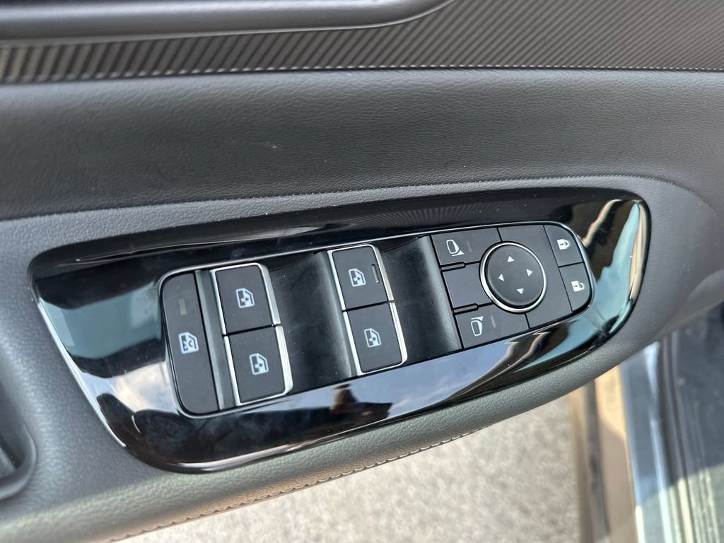 Certified 2025 Nissan Murano SV FWD image 41
