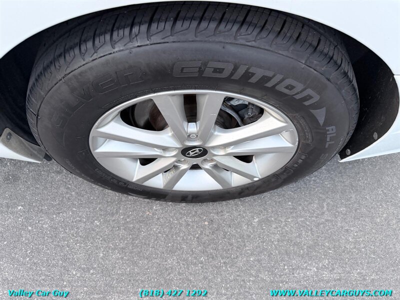 Used 2016 Hyundai Sonata SE FWD image 26