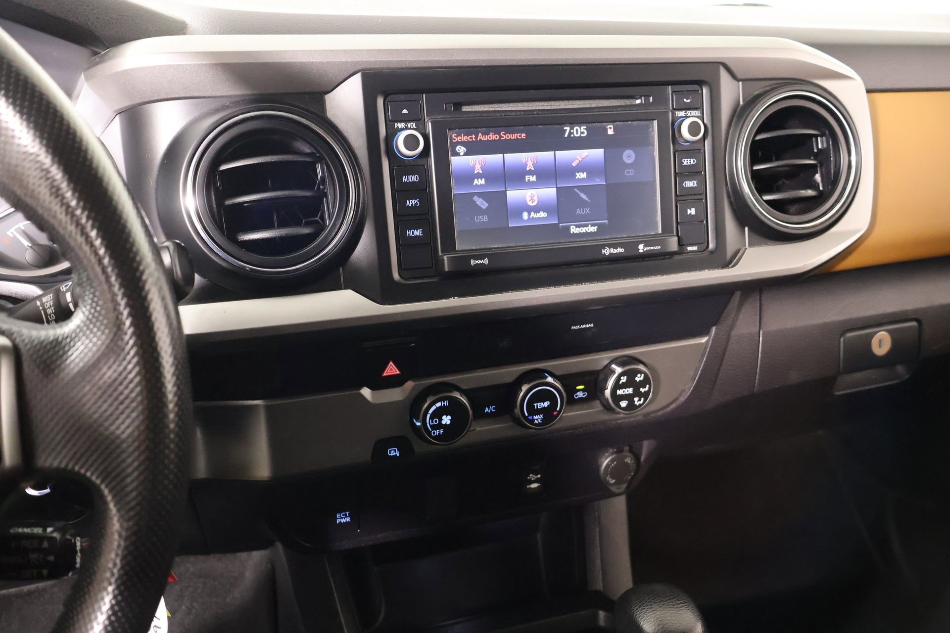 Used 2019 Toyota Tacoma SR5 image 5