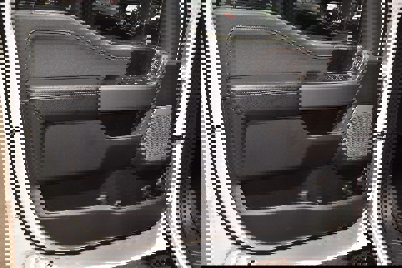 Used 2023 Ford F250 Lariat w/ Lariat Ultimate Package AWD/4WD image 37