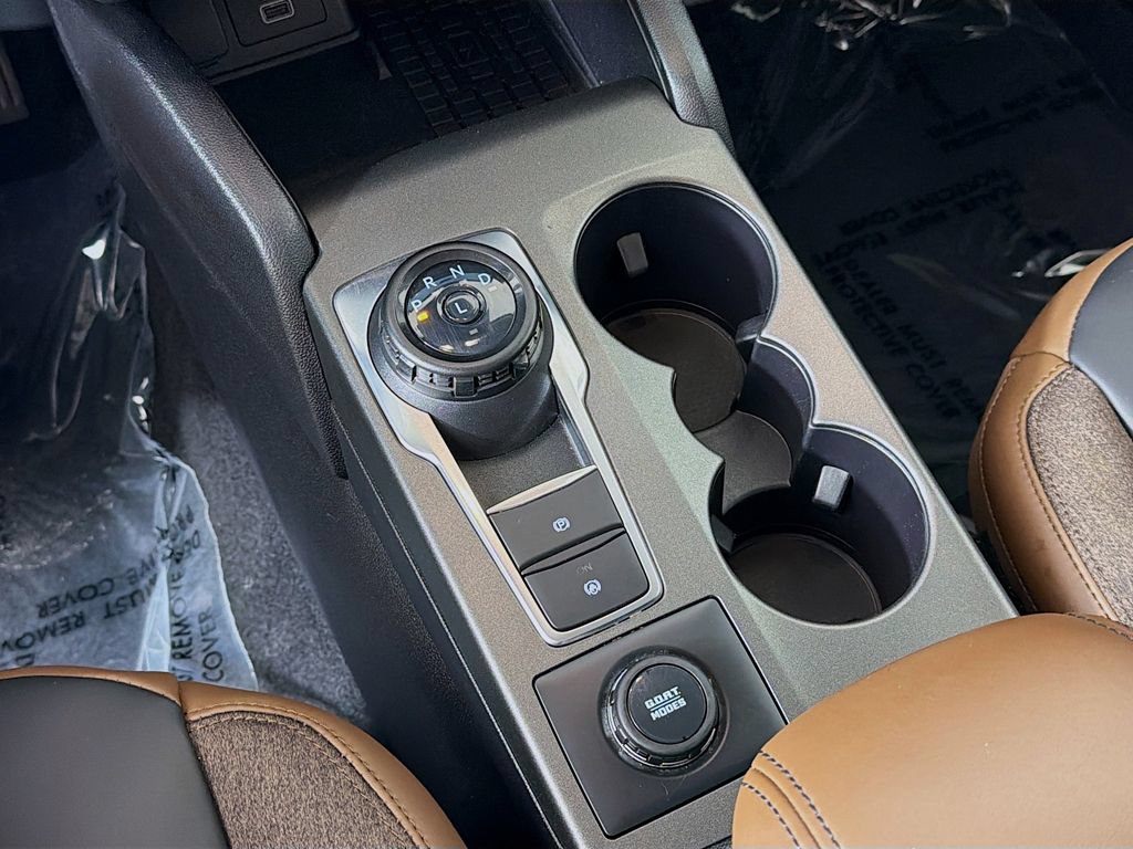 Certified 2025 Ford Bronco Sport Outer Banks w/ Outer Banks Tech Package+ AWD/4WD image 40