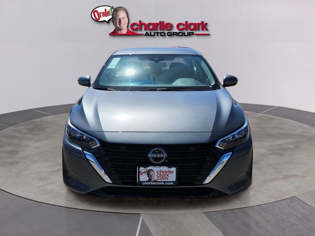 Used 2025 Nissan Sentra S image 9