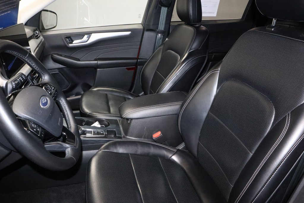 Used 2024 Ford Escape Platinum image 26