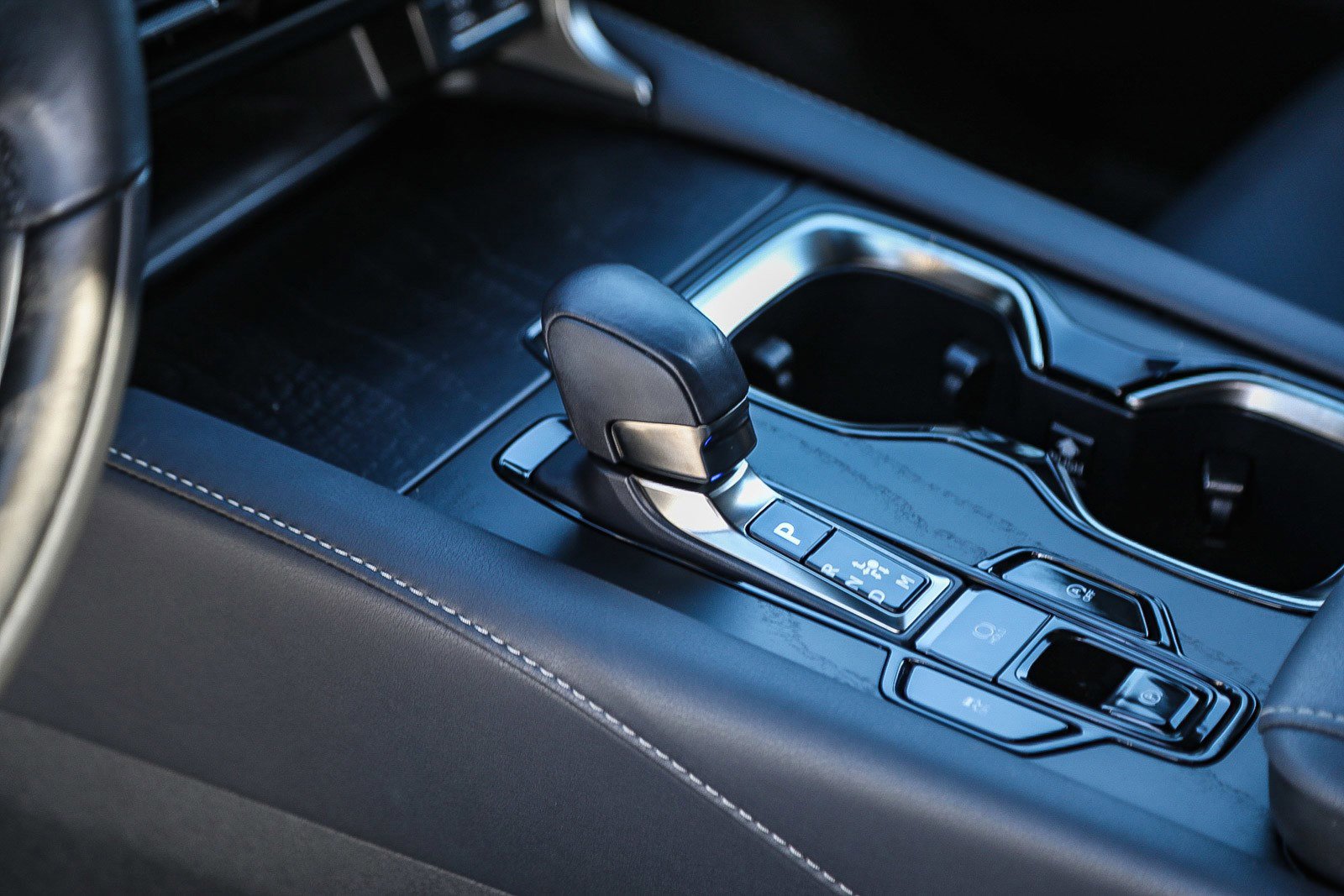 Used 2024 Lexus RX 350 Premium w/ Accessory Package (Z1) image 20