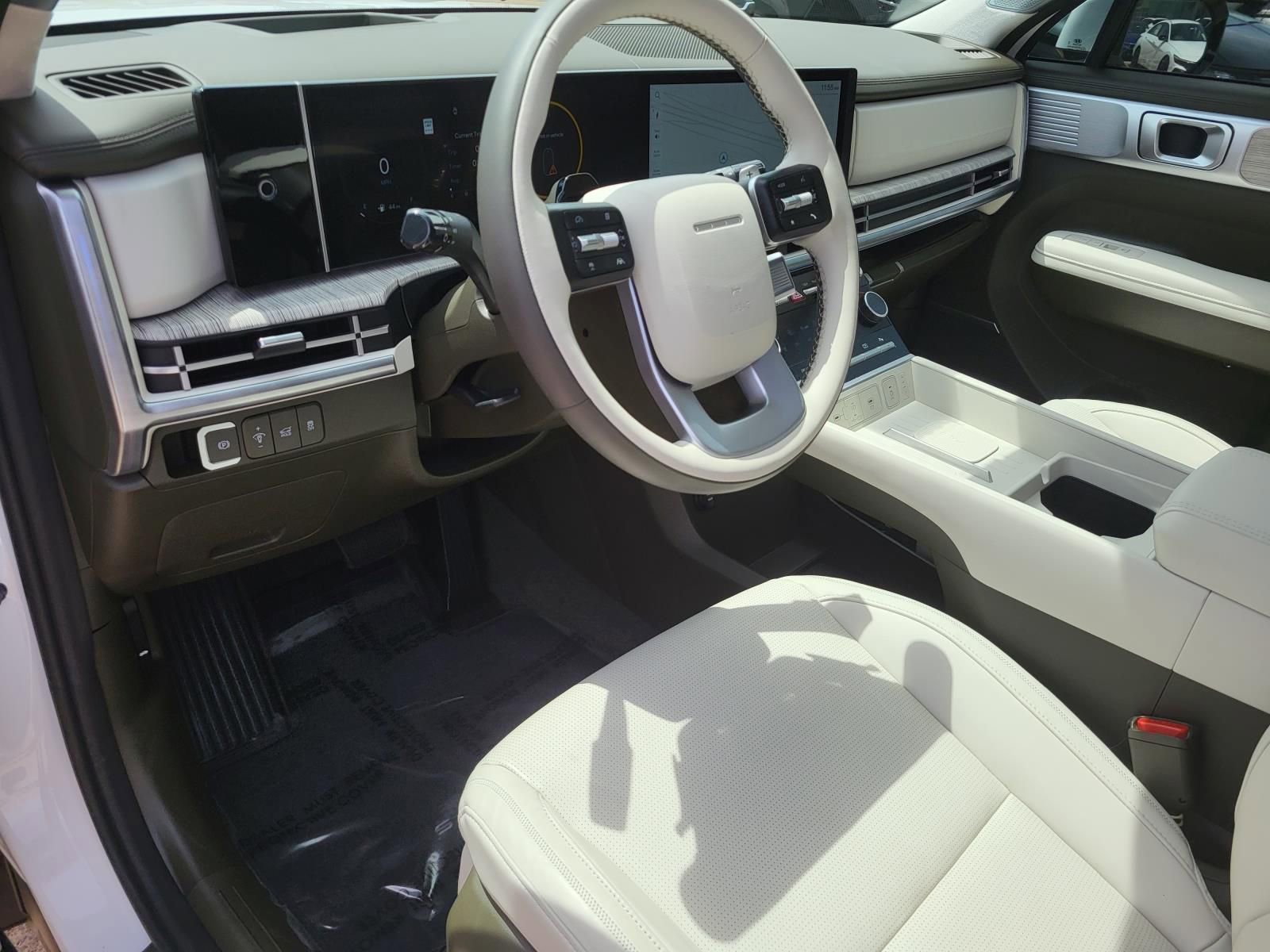 Used 2025 Hyundai Santa Fe Calligraphy FWD image 22
