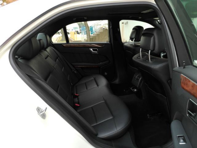 Used 2012 Mercedes-Benz E 350 4MATIC image 22