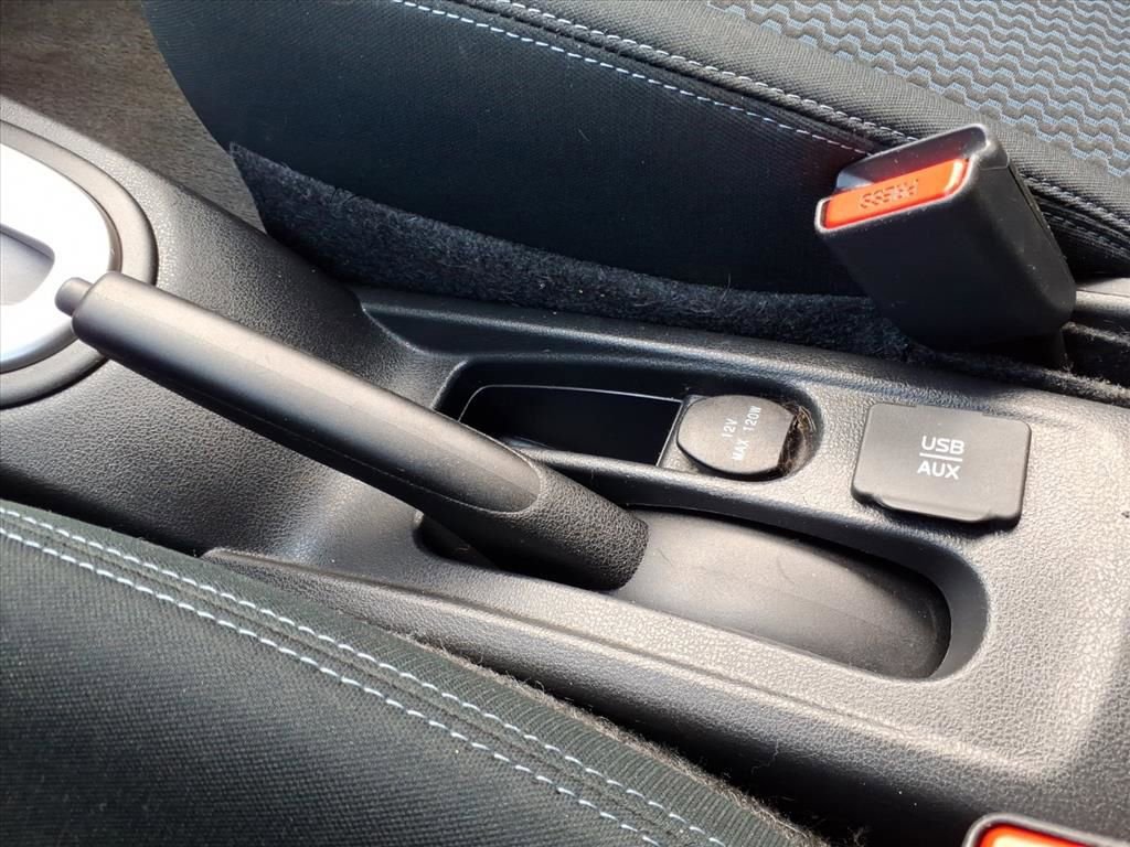 Used 2016 Nissan Versa Note SV image 11