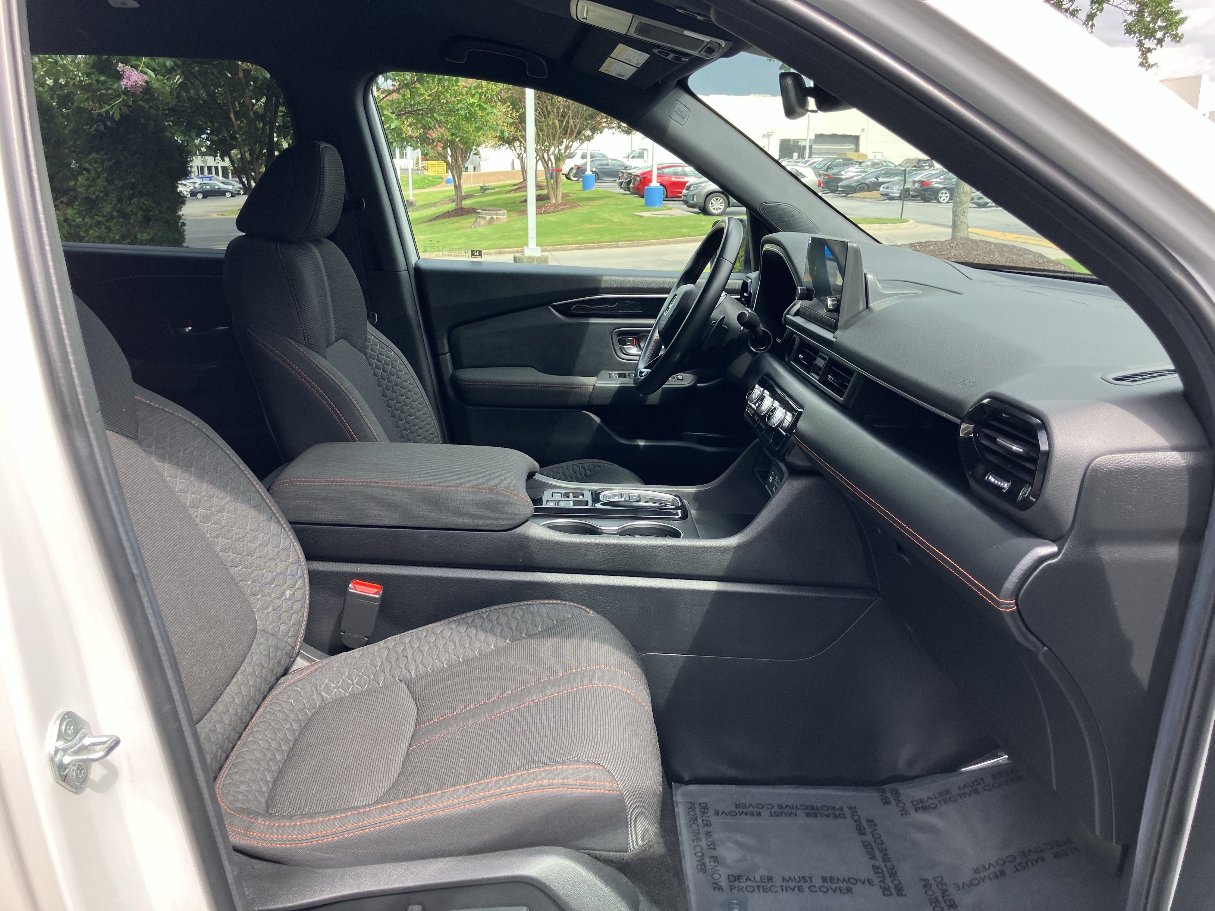 Certified 2025 Honda Pilot Sport image 35