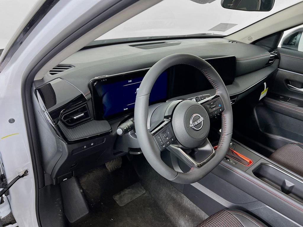 New 2026 Nissan Kicks SR w/ SR Premium Package AWD/4WD image 6