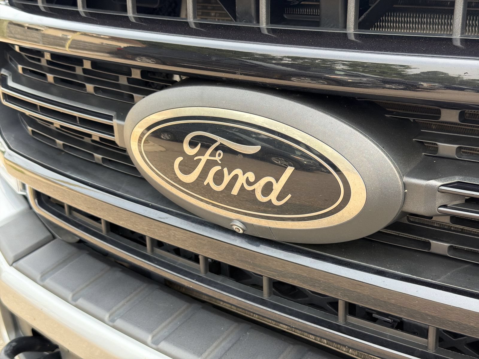 Used 2022 Ford F250 Lariat w/ Tremor Off-Road Package AWD/4WD image 16