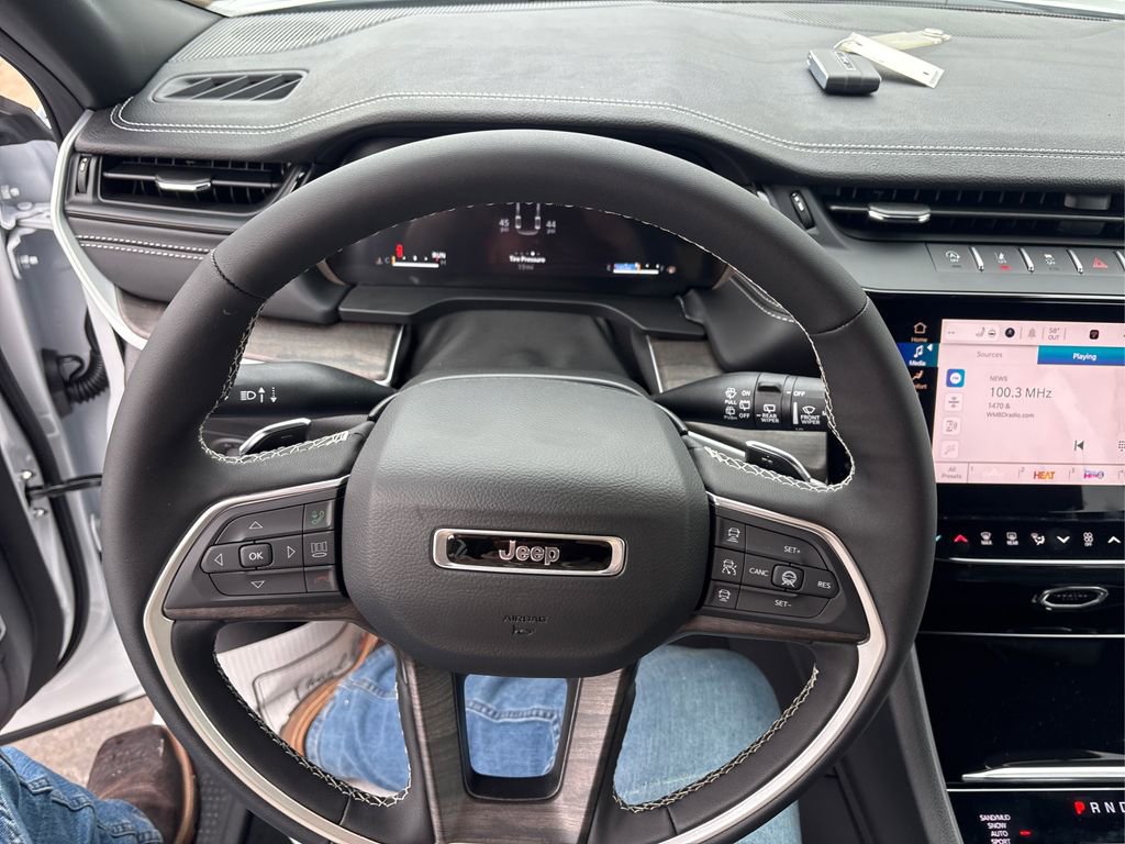 New 2026 Jeep Grand Cherokee L Limited w/ Limited Altitude Package image 14