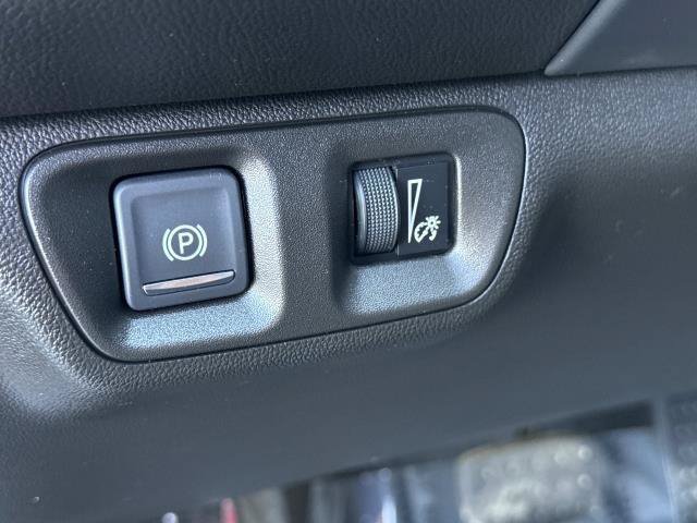 Used 2023 GMC Acadia SLE w/ Driver Convenience Package AWD/4WD image 11