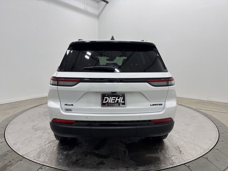 New 2025 Jeep Grand Cherokee Limited w/ Black Appearance Package AWD/4WD image 6
