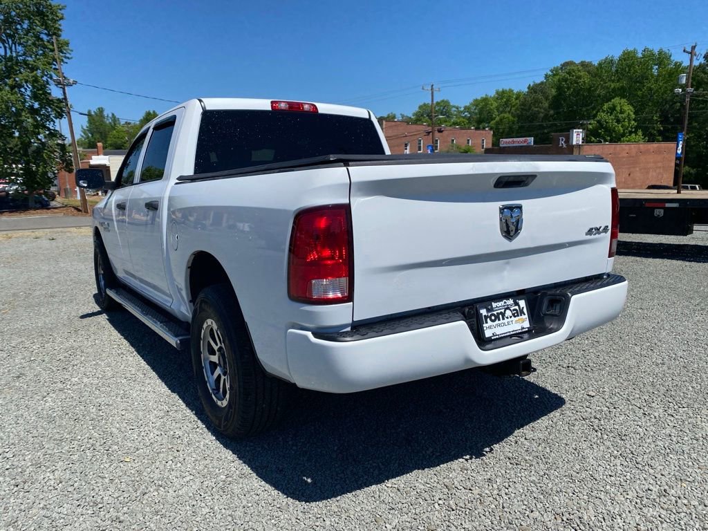Used 2018 RAM 1500 Express AWD/4WD image 5