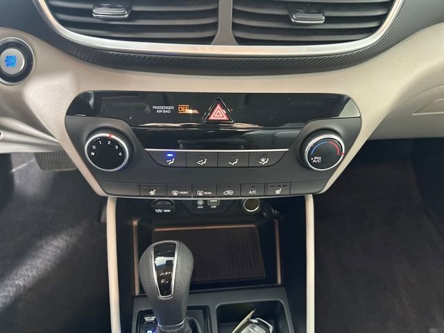 Used 2020 Hyundai Tucson Value w/ Winter Weather Package image 23
