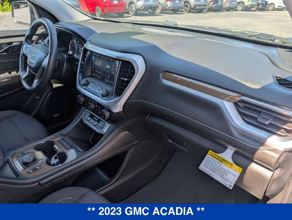 Used 2023 GMC Acadia SLE w/ Driver Convenience Package AWD/4WD image 34