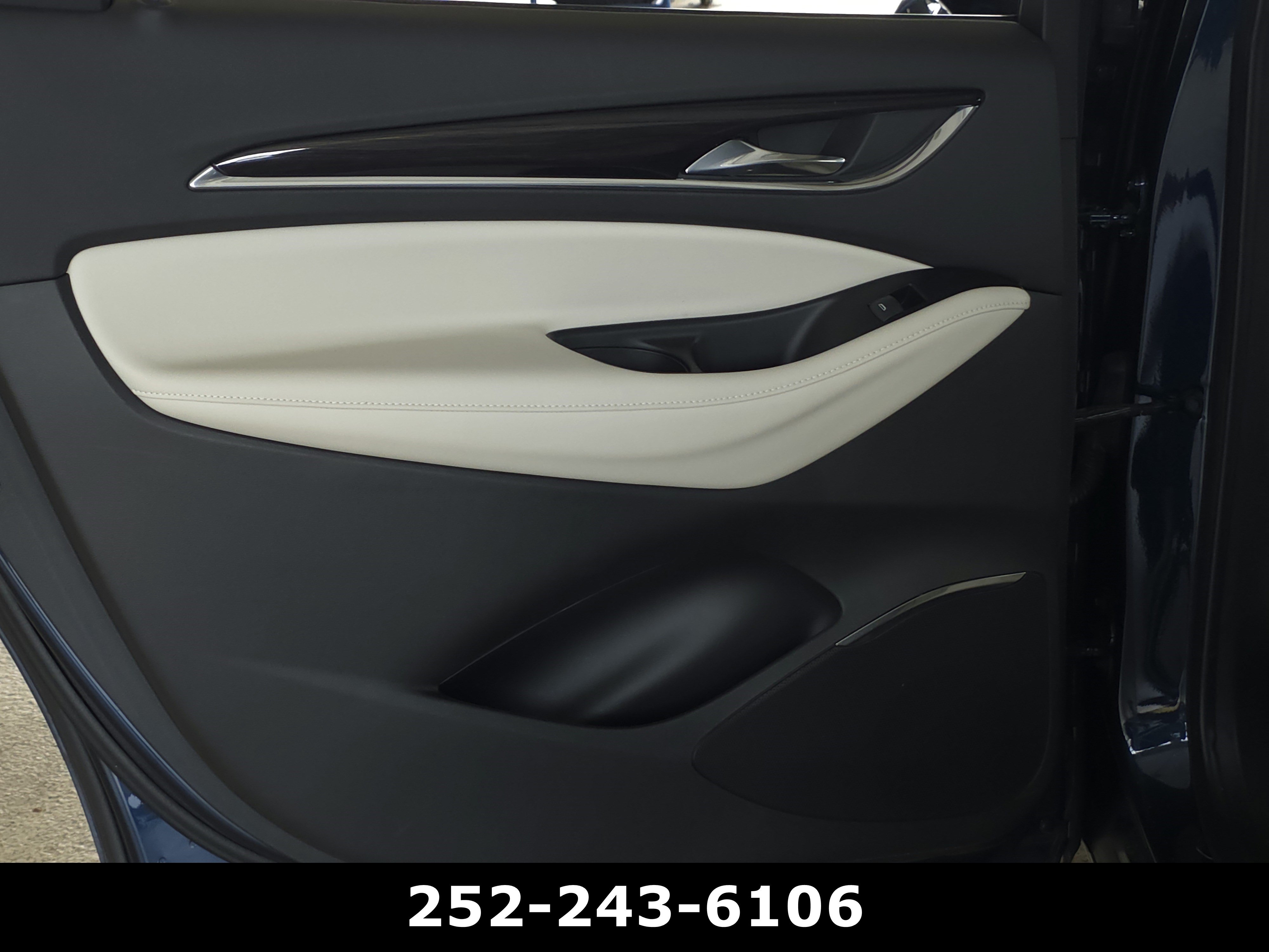 Used 2023 Buick Enclave Premium w/ Experience Buick Package FWD image 36