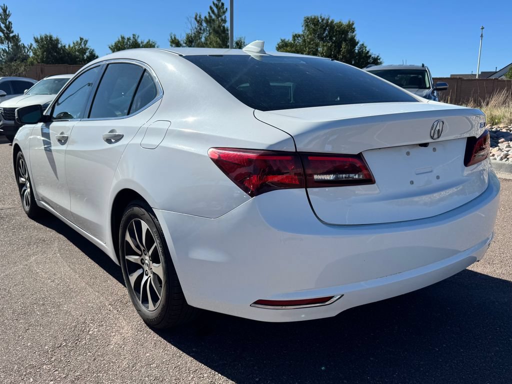 Used 2016 Acura TLX w/ Technology Package FWD image 4