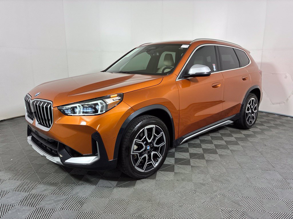 Certified 2023 BMW X1 xDrive28i w/ Convenience Package AWD/4WD image 2