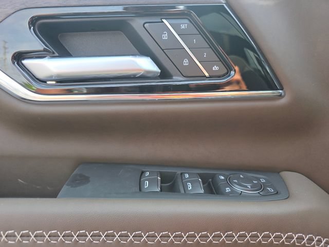 New 2026 GMC Yukon XL Denali Ultimate w/ LPO, Floor Liner Package AWD/4WD image 27