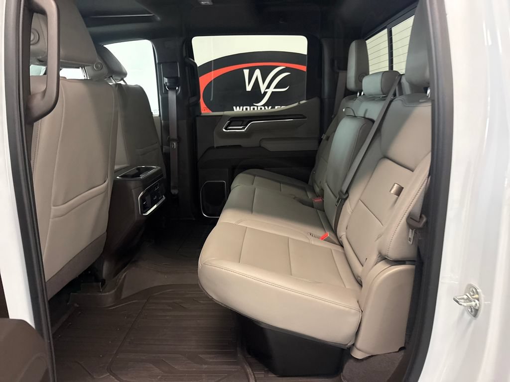 Used 2026 GMC Sierra 1500 SLT w/ SLT Premium Package AWD/4WD image 16