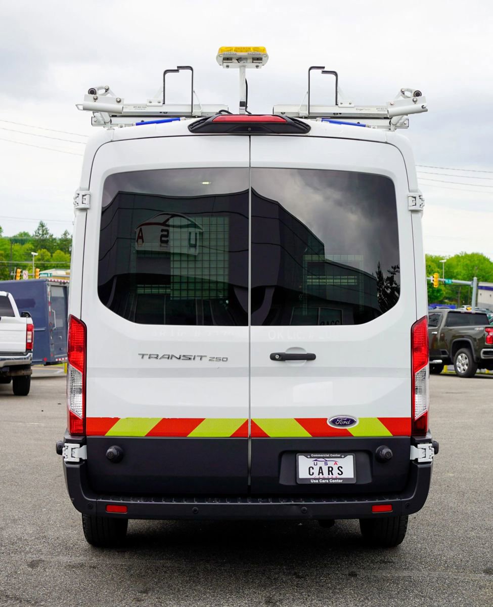 Used 2018 Ford Transit 250 148 Medium Roof w/ Exterior Upgrade Package RWD image 5