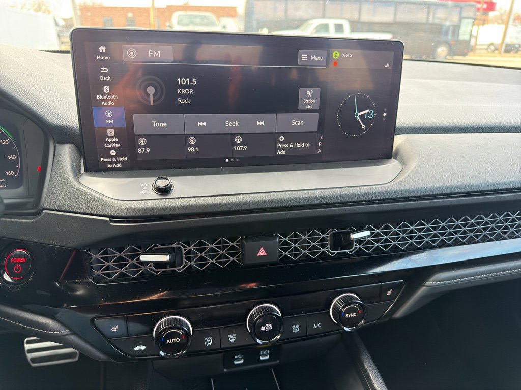 Used 2025 Honda Accord Sport image 19