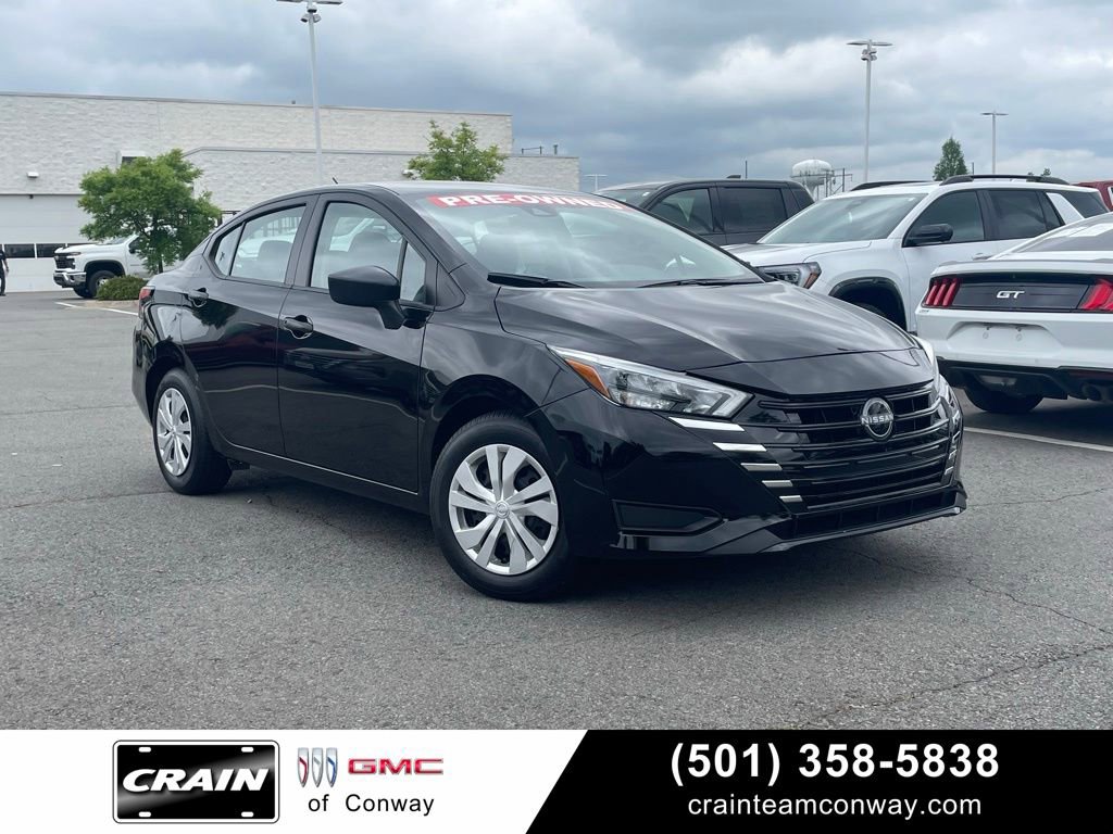 Used 2025 Nissan Versa S FWD image 1