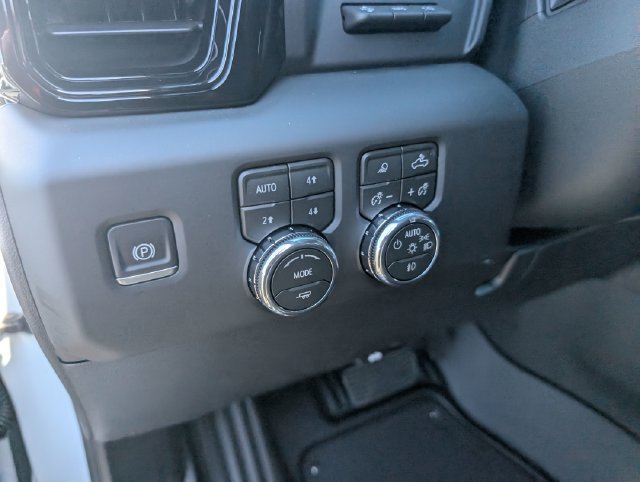 New 2026 GMC Sierra 2500 AT4 w/ AT4 Premium Plus Package AWD/4WD image 13