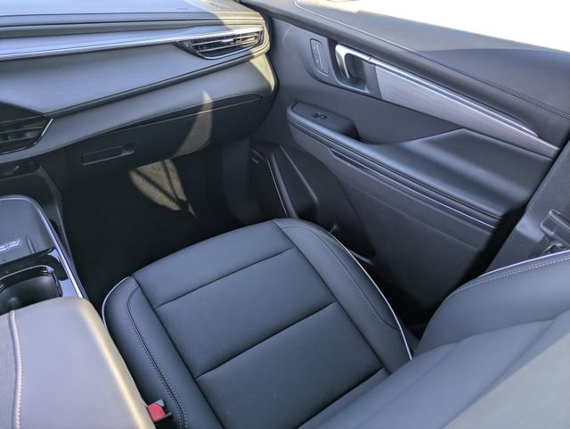 Certified 2025 Buick Enclave Preferred image 17