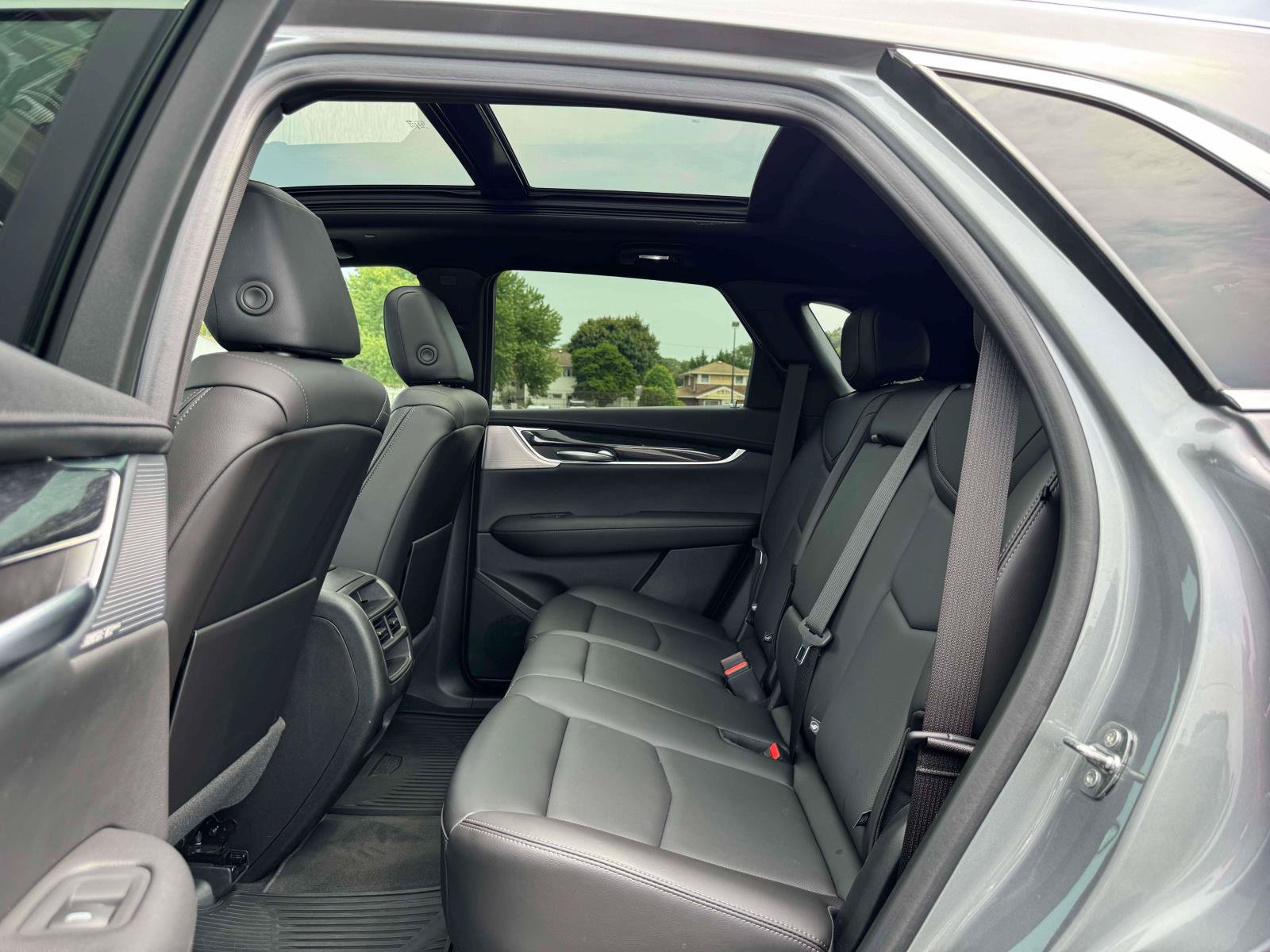 Certified 2023 Cadillac XT5 Premium Luxury AWD/4WD image 11