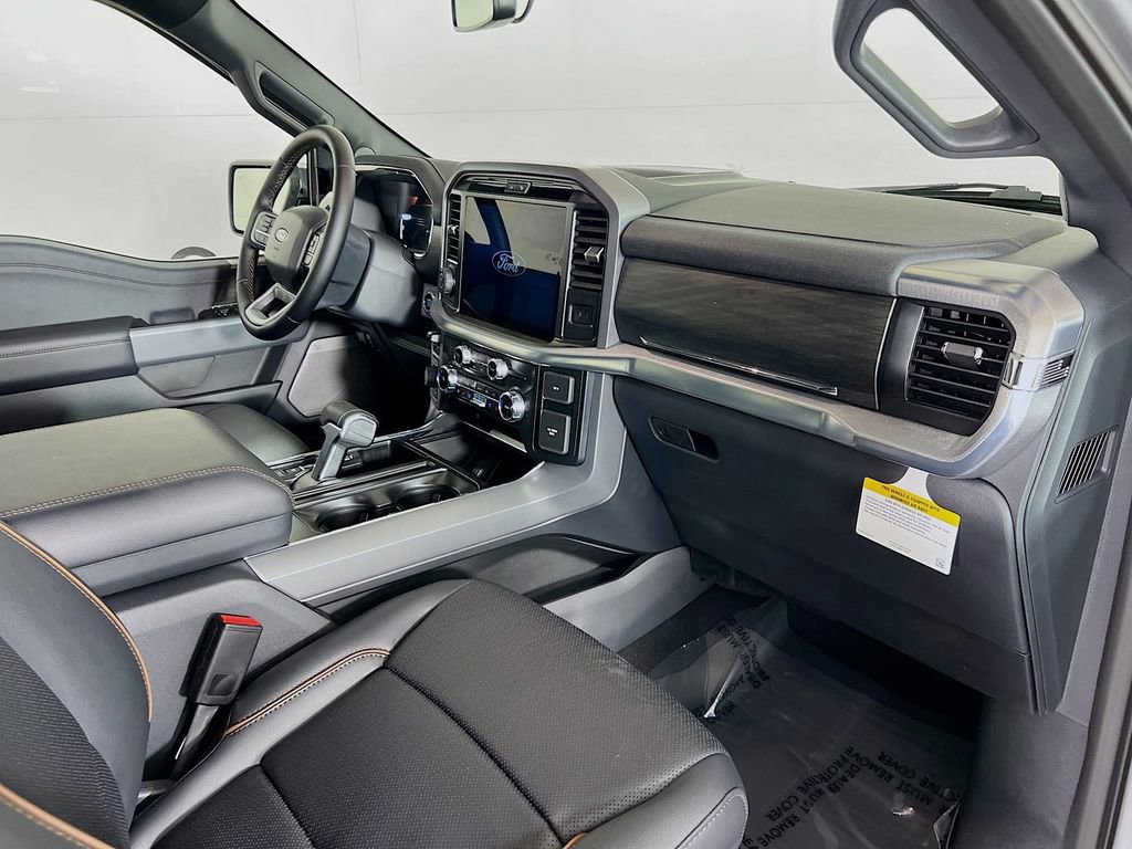 New 2025 Ford F150 Lariat w/ Equipment Group 501A Mid image 29