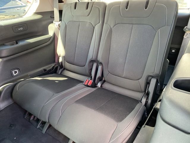 Used 2022 Jeep Grand Cherokee L Laredo w/ Luxury Tech Group I AWD/4WD image 34