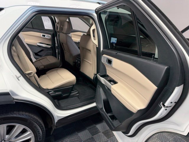 Used 2021 Ford Explorer Limited w/ Hybrid Equipment Group 310A AWD/4WD image 26