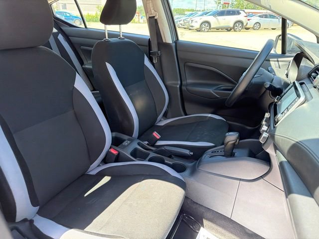 Used 2025 Nissan Versa S w/ Trunk Package FWD image 16