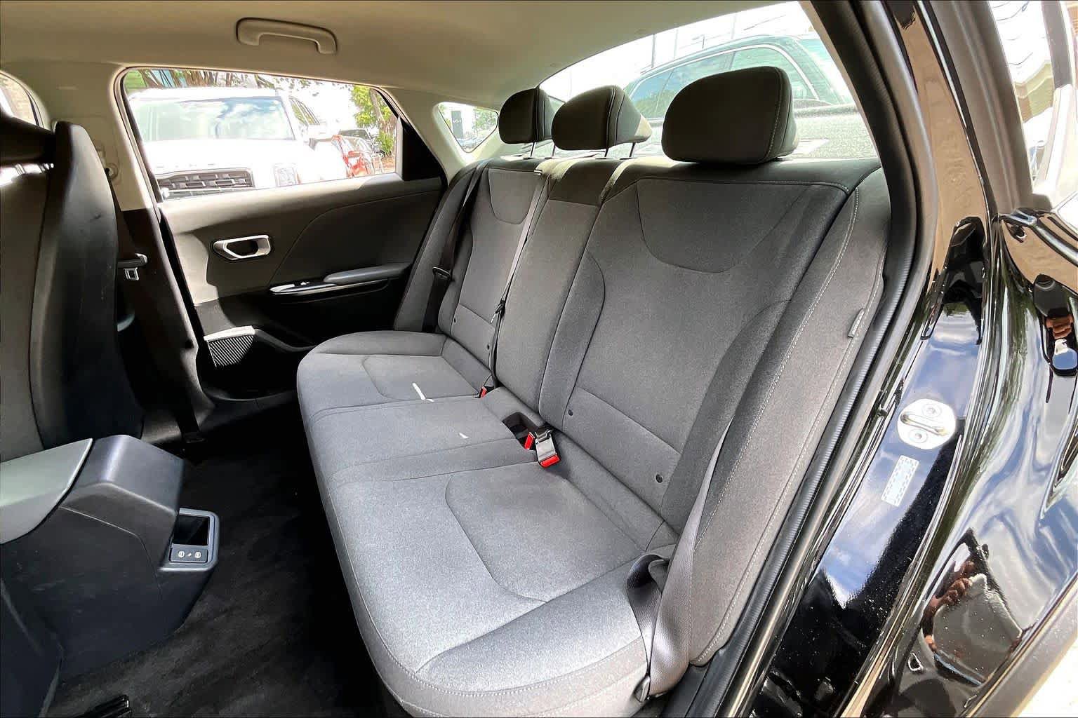 Used 2025 Kia K4 FWD image 20