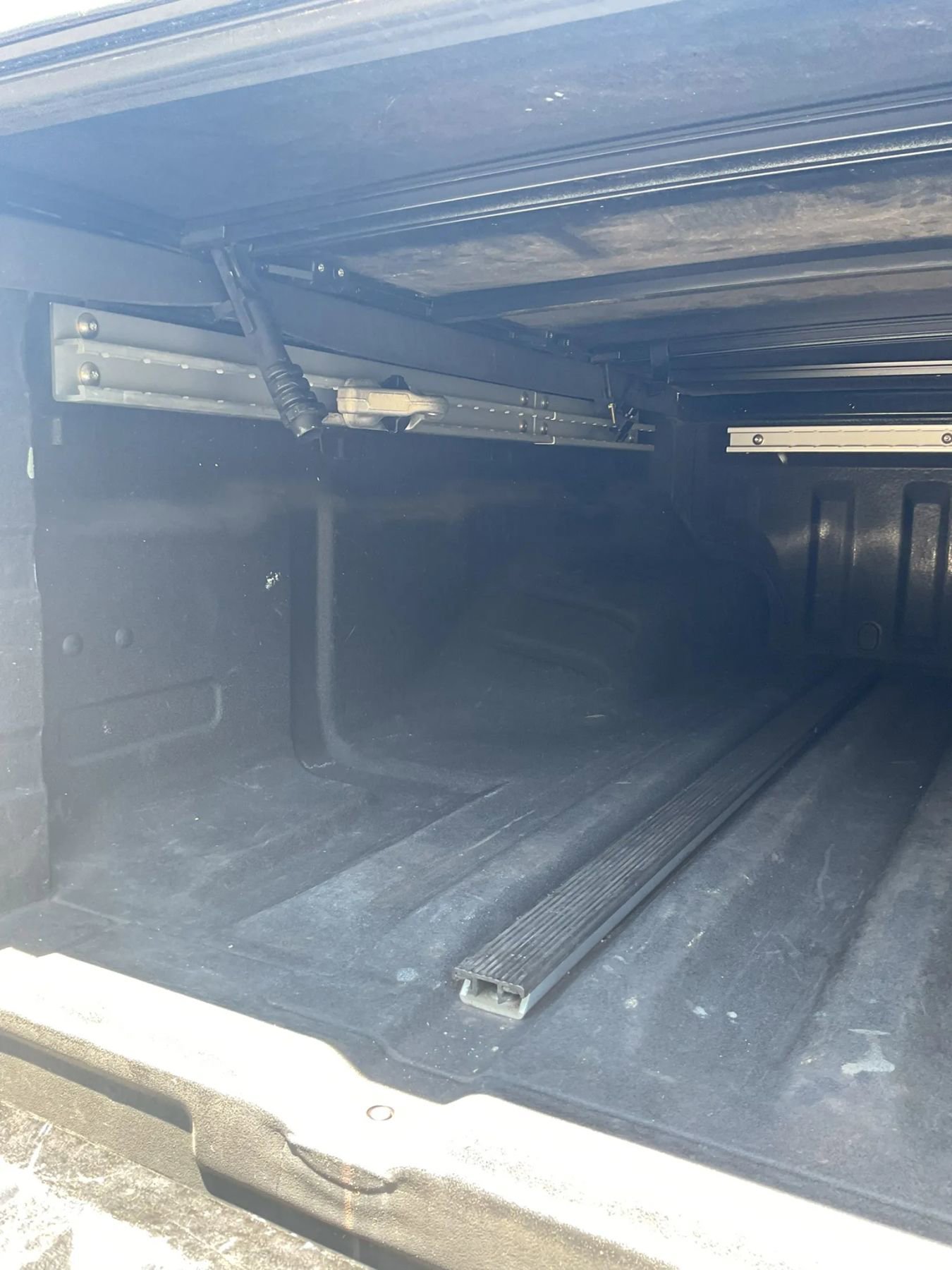 Used 2021 Nissan Frontier SV w/ Midnight Edition Floor Mats AWD/4WD image 16