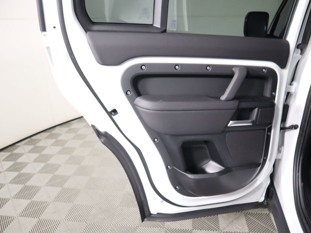 New 2026 Land Rover Defender 110 S image 27