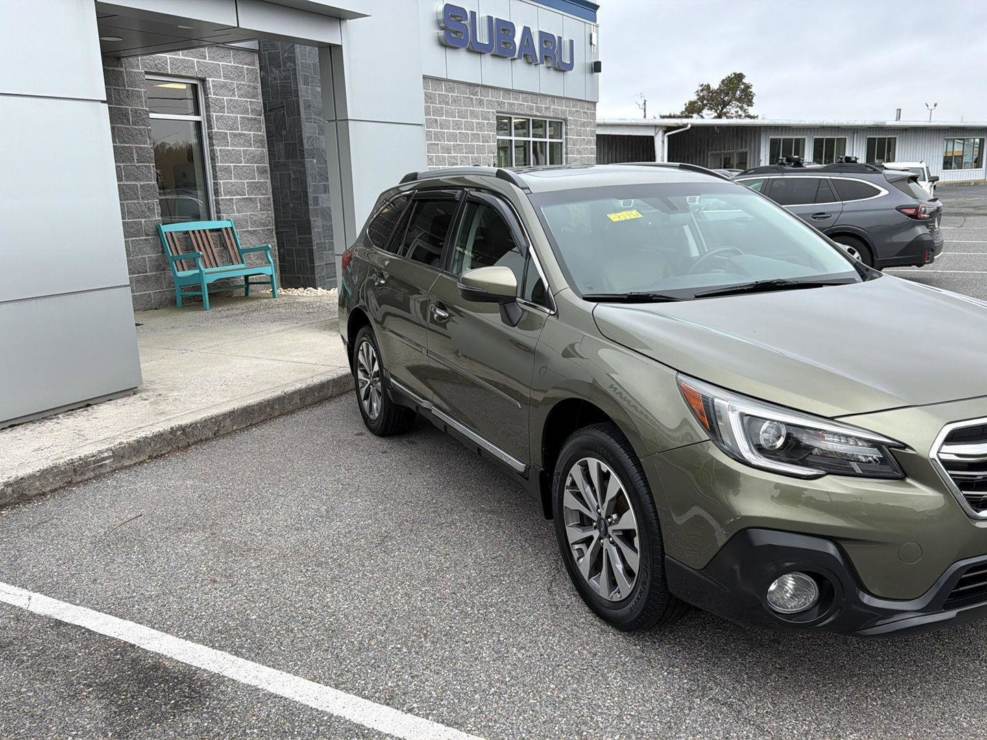 Used 2019 Subaru Outback 2.5i Touring image 4