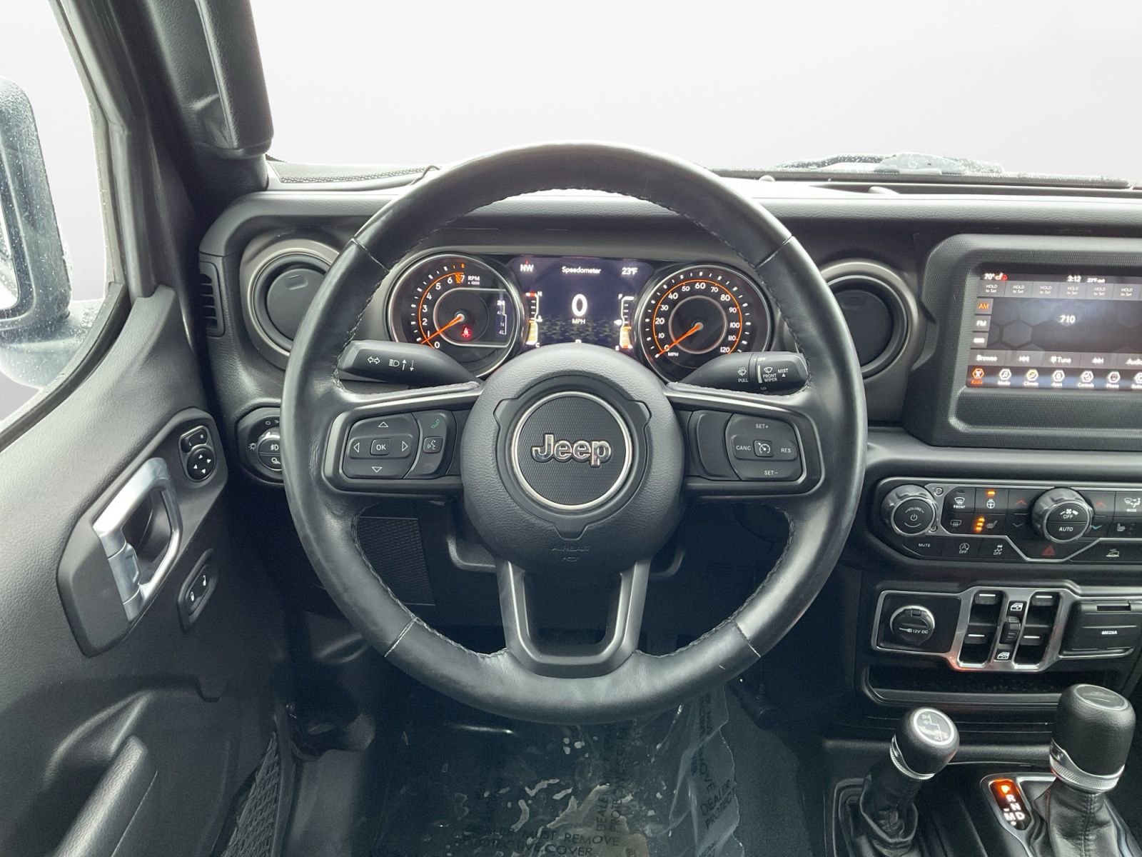 Used 2022 Jeep Gladiator Sport image 12