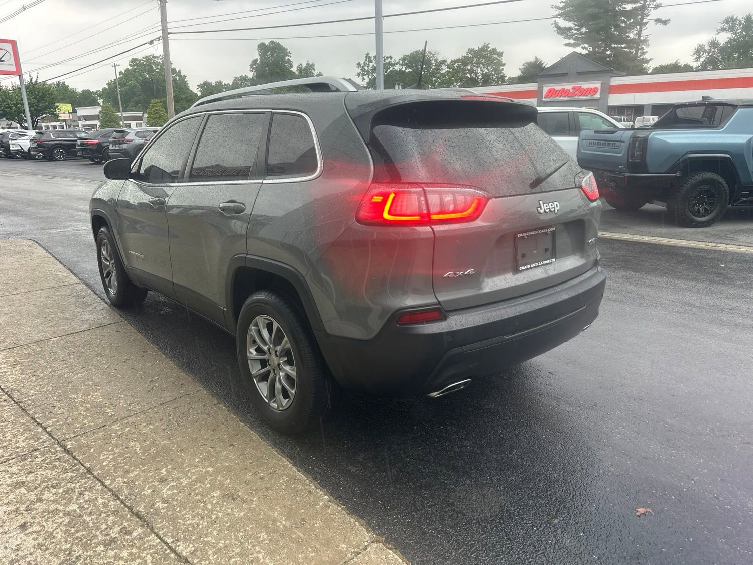 Used 2020 Jeep Cherokee Latitude Plus w/ Cold Weather Group AWD/4WD image 5