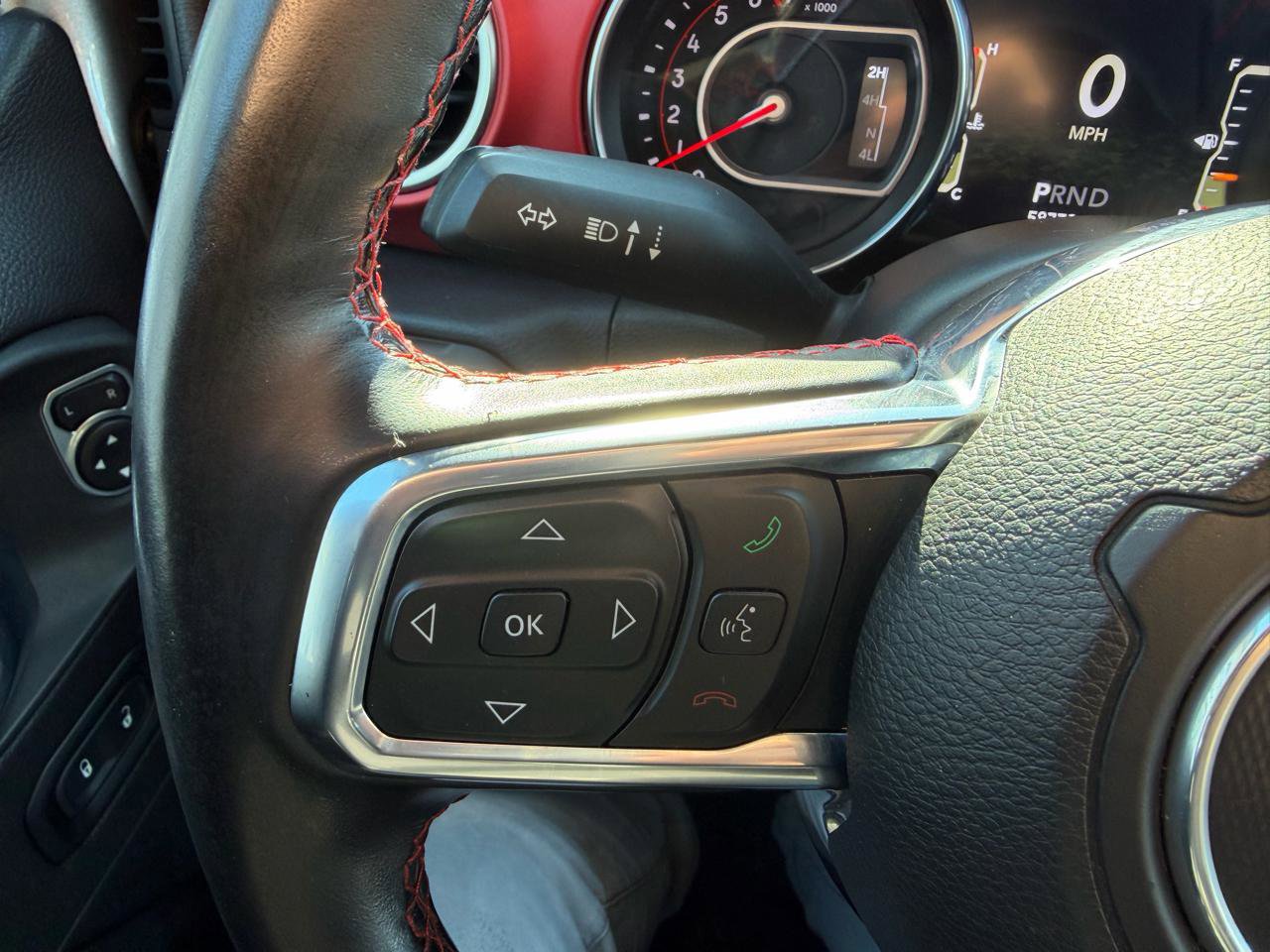 Used 2020 Jeep Gladiator Rubicon w/ Dual Top Group AWD/4WD image 28