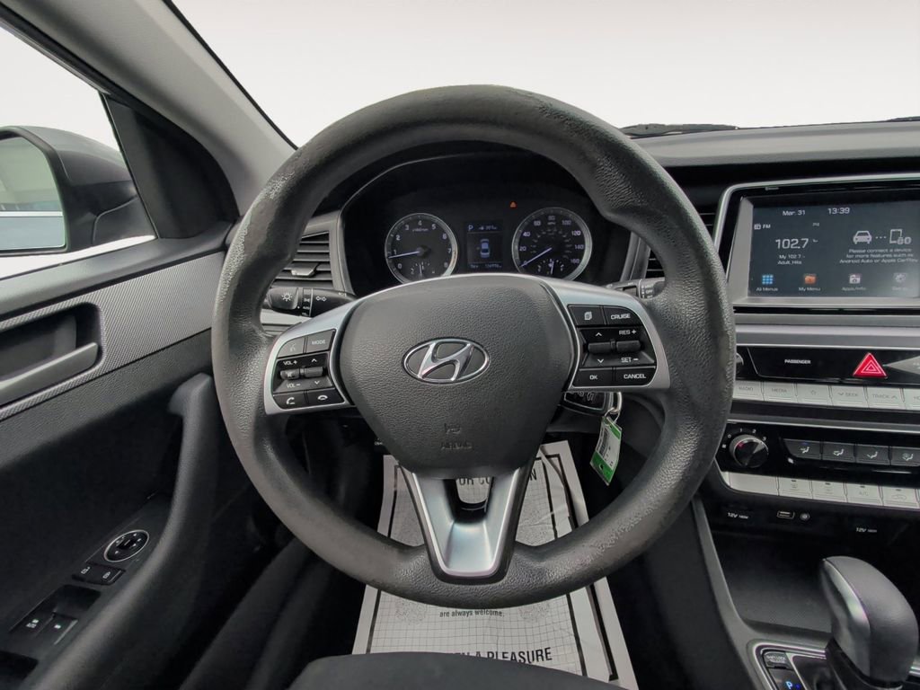 Used 2019 Hyundai Sonata SE w/ Cargo Package image 8