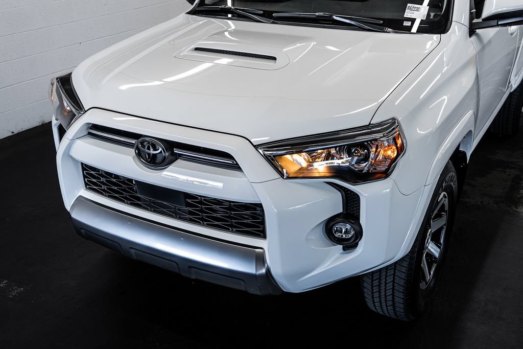 Used 2024 Toyota 4Runner TRD Off-Road Premium w/ Moonroof Package AWD/4WD image 11