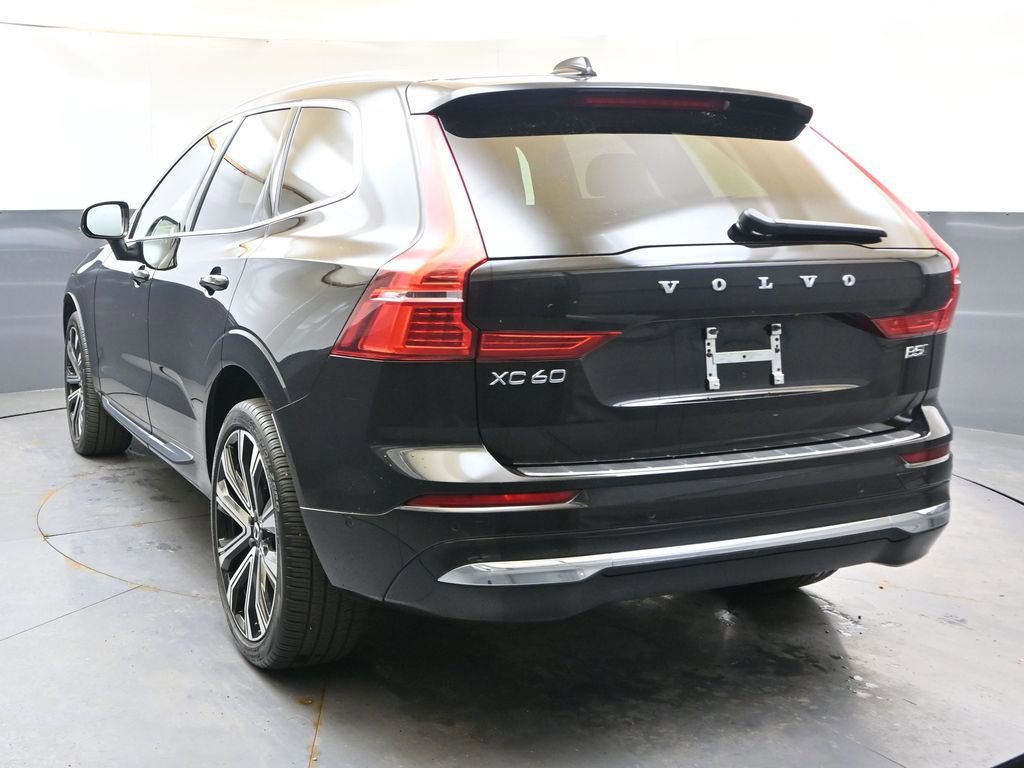 Used 2023 Volvo XC60 B5 Ultimate w/ Climate Package AWD/4WD image 8